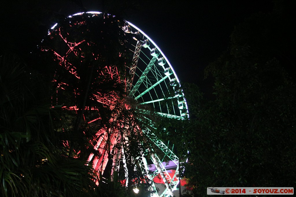 Brisbane by Night - South Bank Parklands - The Wheel
Mots-clés: AUS Australie geo:lat=-27.47539338 geo:lon=153.02132431 geotagged Queensland South Bank South Brisbane brisbane Nuit South Bank Parklands