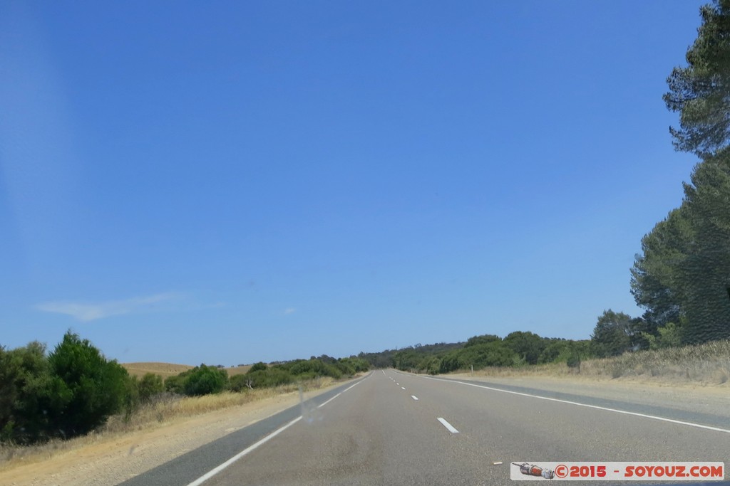 Princes Hwy
Mots-clés: Ashville AUS Australie geo:lat=-35.55973100 geo:lon=139.36483600 geotagged South Australia Route