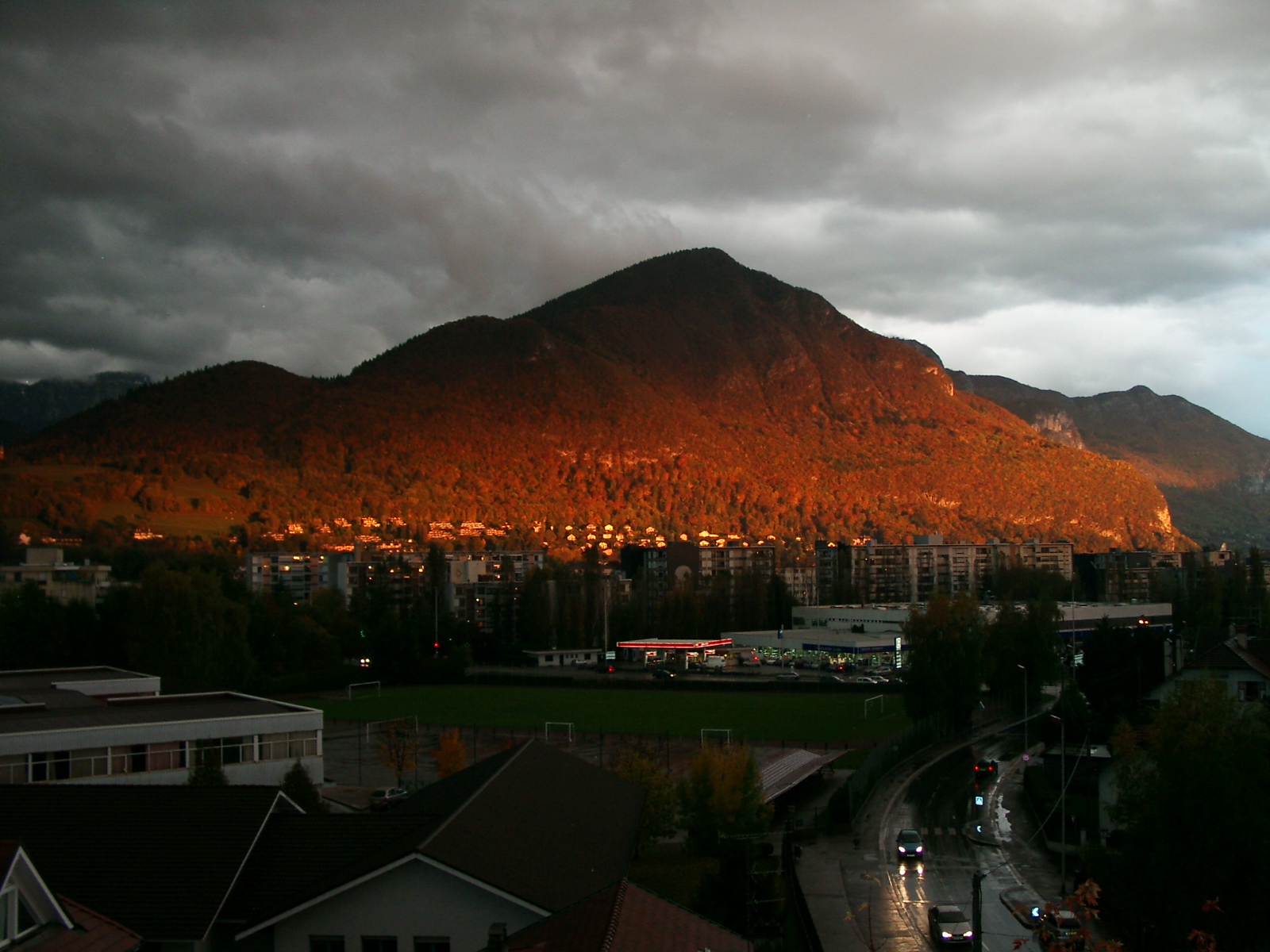 Annecy-le-Vieux - Sunset
