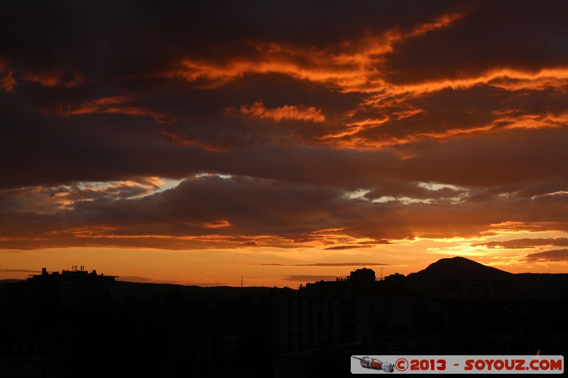 Annecy-le-Vieux - Sunset
Mots-clés: sunset Lumiere Nuages