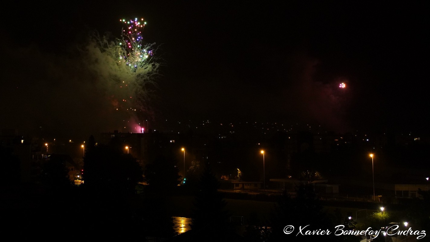 Annecy-le-Vieux
Mots-clés: France 74000 Annecy Haute-Savoie Feux d'artifice Nuit Annecy-le-Vieux FRA geo:lat=45.91464184 geo:lon=6.14092082 geotagged