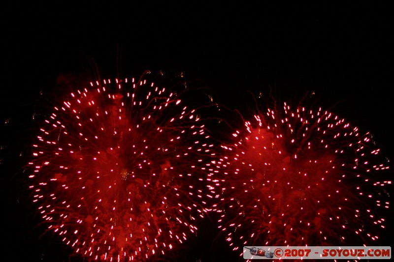 Fête du Lac - Annecy
Mots-clés: FÃªte du Lac Feux d'artifice