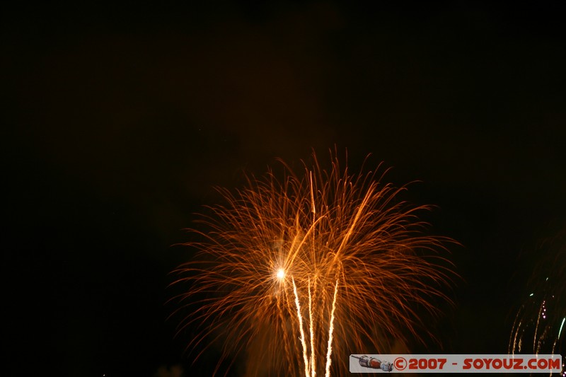 Fête du Lac - Annecy
Mots-clés: FÃªte du Lac Feux d'artifice