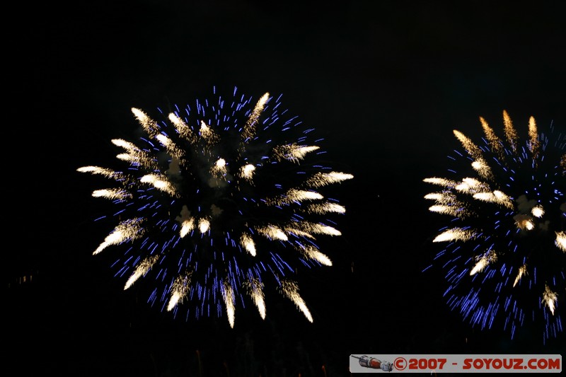 Fête du Lac - Annecy
Mots-clés: FÃªte du Lac Feux d'artifice