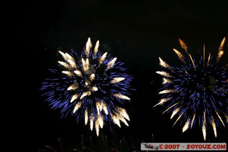 Fête du Lac - Annecy
Mots-clés: FÃªte du Lac Feux d'artifice