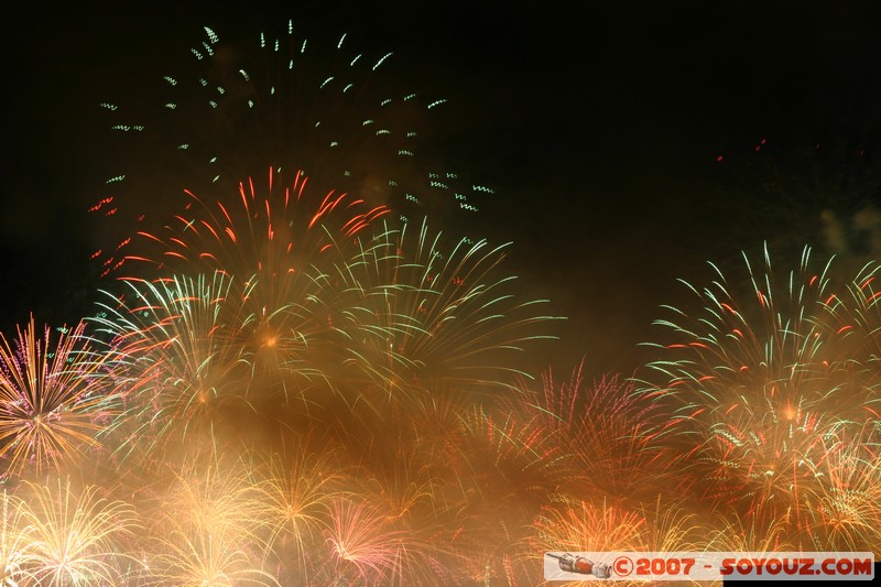 Fête du Lac - Annecy
Mots-clés: FÃªte du Lac Feux d'artifice