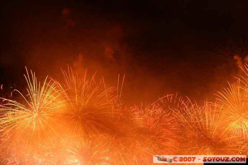 Fête du Lac - Annecy
Mots-clés: FÃªte du Lac Feux d'artifice