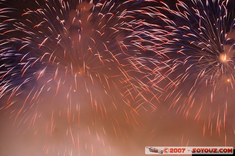 Fête du Lac - Annecy
Mots-clés: FÃªte du Lac Feux d'artifice