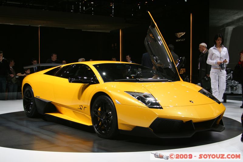 Salon Auto de Geneve 2009 - Lamborghini Gallardo LP560-4
Mots-clés: voiture Lamborghini vehicule