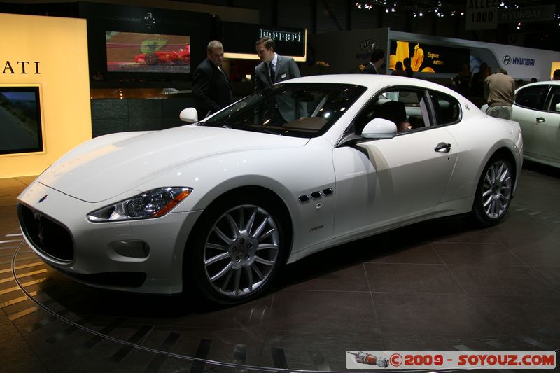 Salon Auto de Geneve 2009 - Maserati GranTurismo S
Mots-clés: voiture Maserati vehicule