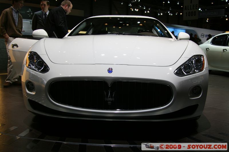 Salon Auto de Geneve 2009 - Maserati GranTurismo S
Mots-clés: voiture Maserati vehicule