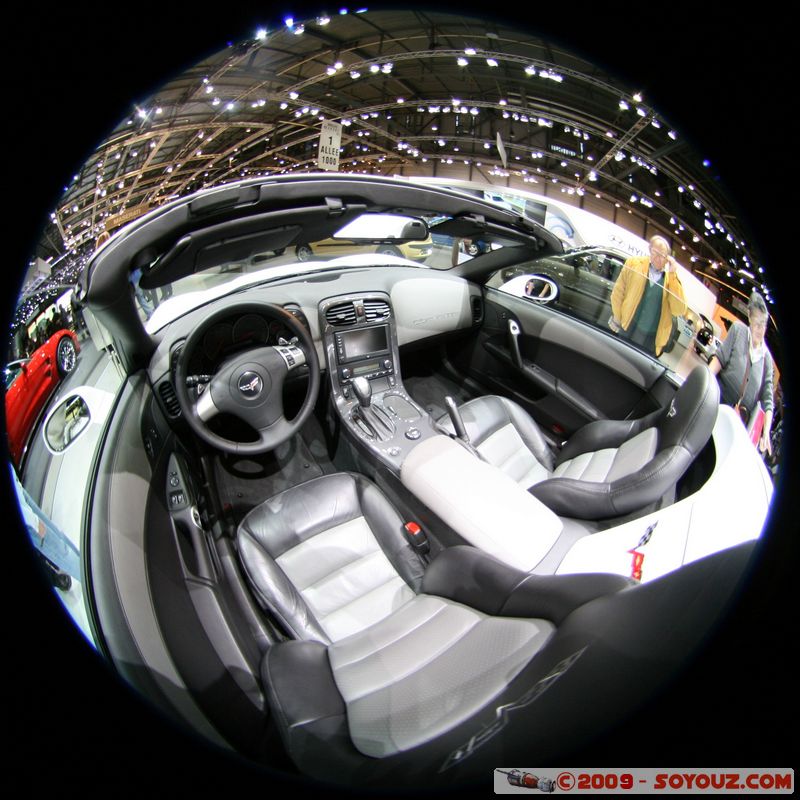 Salon Auto de Geneve 2009 - Corvette C6 Convertible
Mots-clés: voiture Fish eye Corvette vehicule