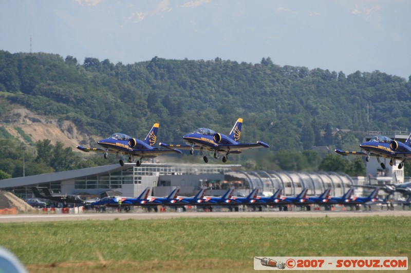 Patrouille Breitling
Mots-clés: meeting aÃ©rien avion voltige aÃ©rienne patrouille