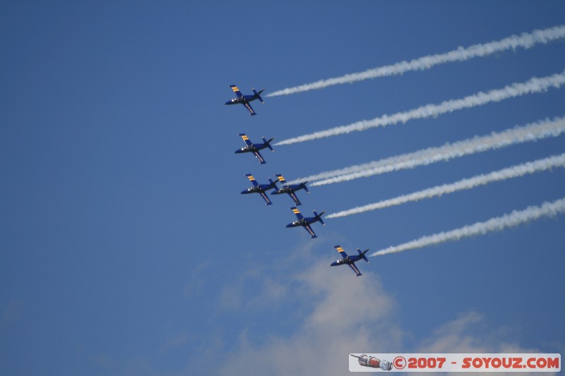 Patrouille Breitling
Mots-clés: meeting aÃ©rien avion voltige aÃ©rienne patrouille