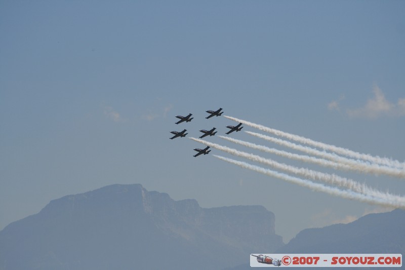 Patrouille Breitling
Mots-clés: meeting aÃ©rien avion voltige aÃ©rienne patrouille