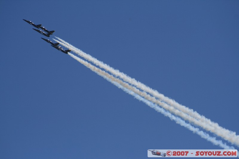 Patrouille Breitling
Mots-clés: meeting aÃ©rien avion voltige aÃ©rienne patrouille