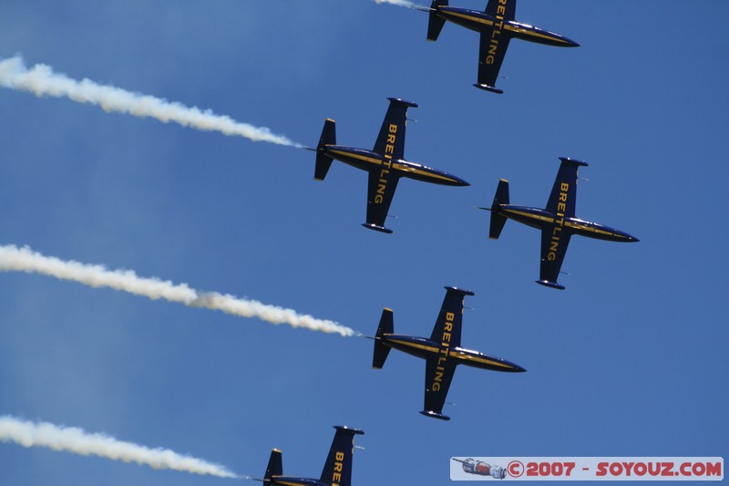 Patrouille Breitling
Mots-clés: meeting aÃ©rien avion voltige aÃ©rienne patrouille