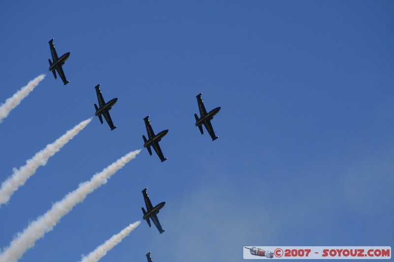 Patrouille Breitling
Mots-clés: meeting aÃ©rien avion voltige aÃ©rienne patrouille