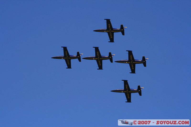 Patrouille Breitling
Mots-clés: meeting aÃ©rien avion voltige aÃ©rienne patrouille