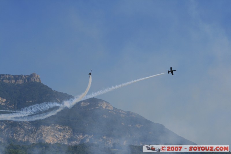 Patrouille Breitling
Mots-clés: meeting aÃ©rien avion voltige aÃ©rienne patrouille