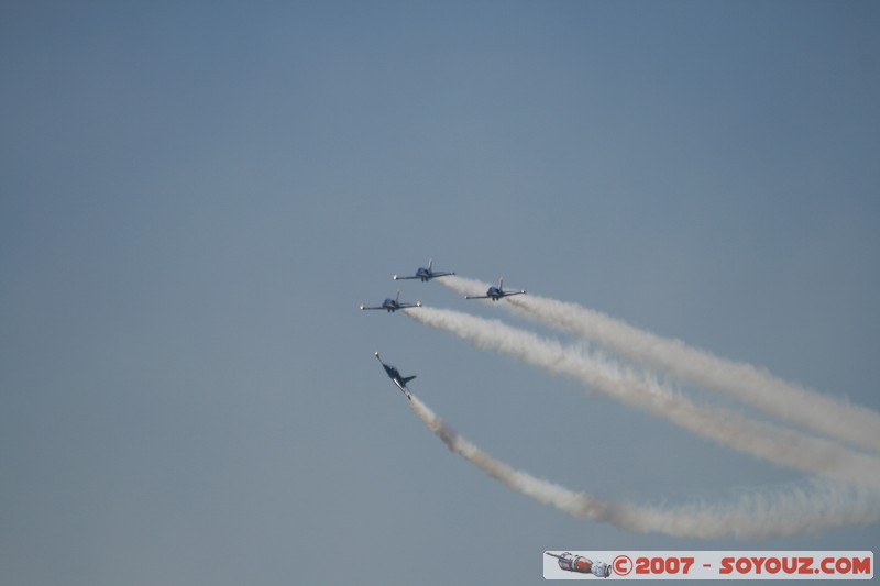 Patrouille Breitling
Mots-clés: meeting aÃ©rien avion voltige aÃ©rienne patrouille