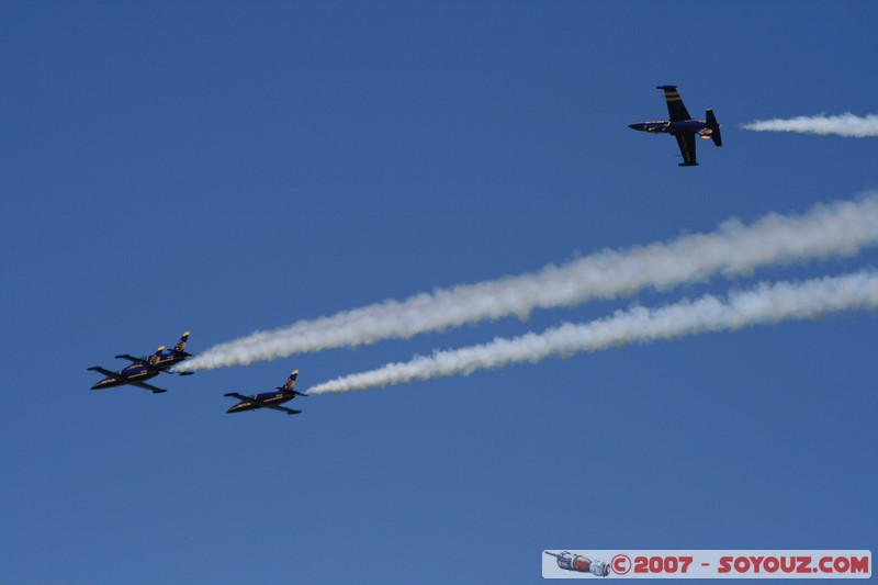 Patrouille Breitling
Mots-clés: meeting aÃ©rien avion voltige aÃ©rienne patrouille