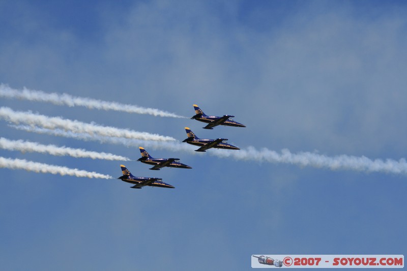 Patrouille Breitling
Mots-clés: meeting aÃ©rien avion voltige aÃ©rienne patrouille