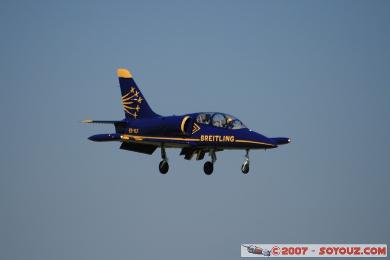 Patrouille Breitling
Mots-clés: meeting aÃ©rien avion voltige aÃ©rienne patrouille