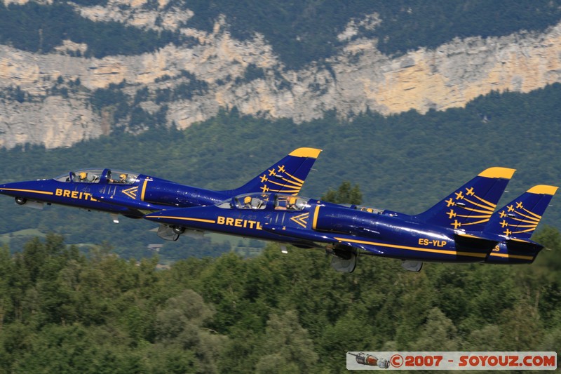 Patrouille Breitling
Mots-clés: meeting aÃ©rien avion voltige aÃ©rienne patrouille