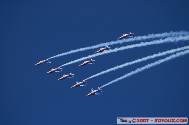 Patrouille de France
Mots-clés: meeting aÃ©rien avion voltige aÃ©rienne patrouille