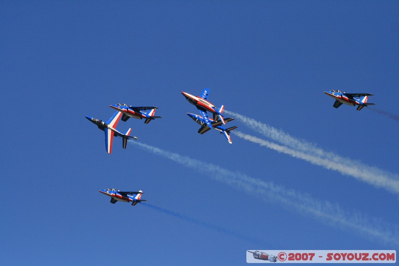 Patrouille de France
Mots-clés: meeting aÃ©rien avion voltige aÃ©rienne patrouille