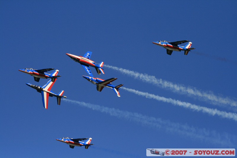 Patrouille de France
Mots-clés: meeting aÃ©rien avion voltige aÃ©rienne patrouille