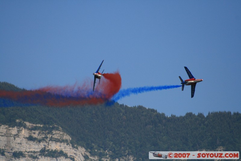 Patrouille de France
Mots-clés: meeting aÃ©rien avion voltige aÃ©rienne patrouille