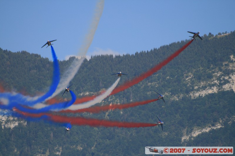 Patrouille de France
Mots-clés: meeting aÃ©rien avion voltige aÃ©rienne patrouille