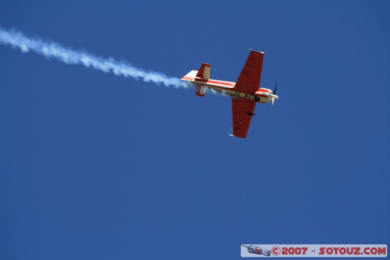 Pascale Alajouanine
Mots-clés: meeting aÃ©rien avion voltige aÃ©rienne