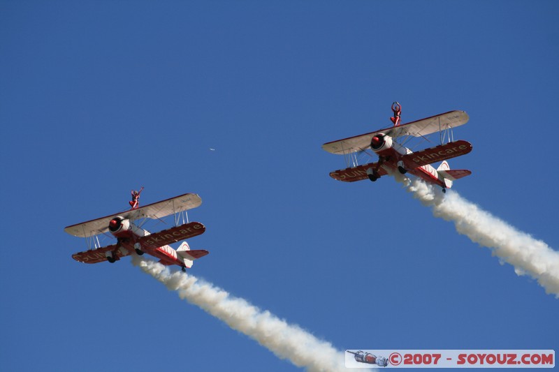 Team Guinot
Mots-clés: meeting aÃ©rien avion voltige aÃ©rienne