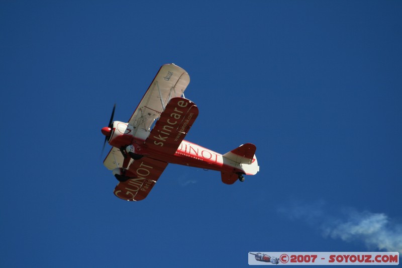 Team Guinot
Mots-clés: meeting aÃ©rien avion voltige aÃ©rienne