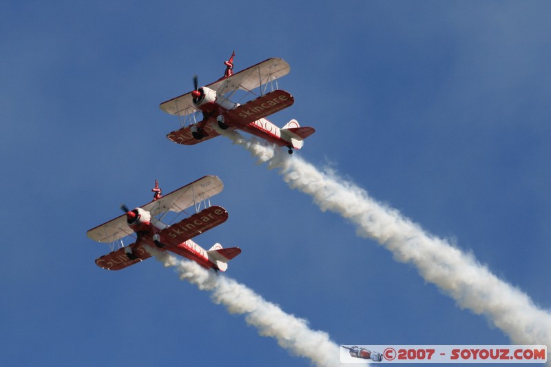 Team Guinot
Mots-clés: meeting aÃ©rien avion voltige aÃ©rienne