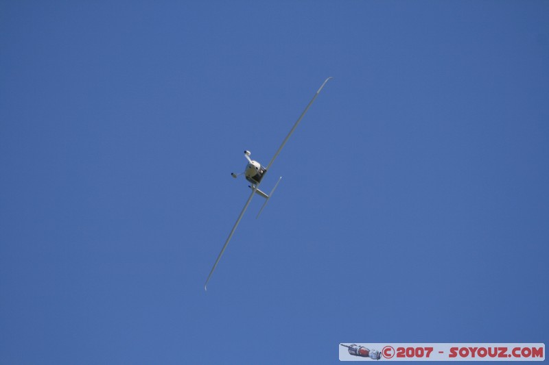 UlmZen
Mots-clés: meeting aÃ©rien avion voltige aÃ©rienne