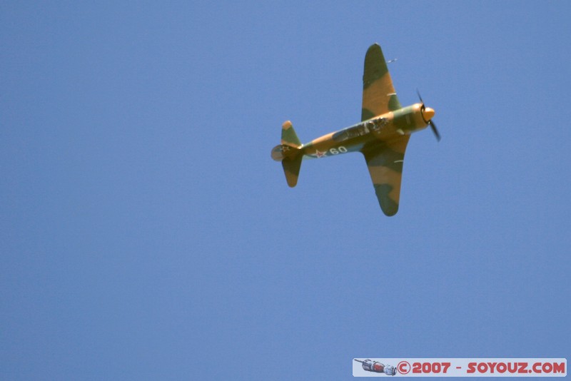 yak11
Mots-clés: meeting aÃ©rien avion