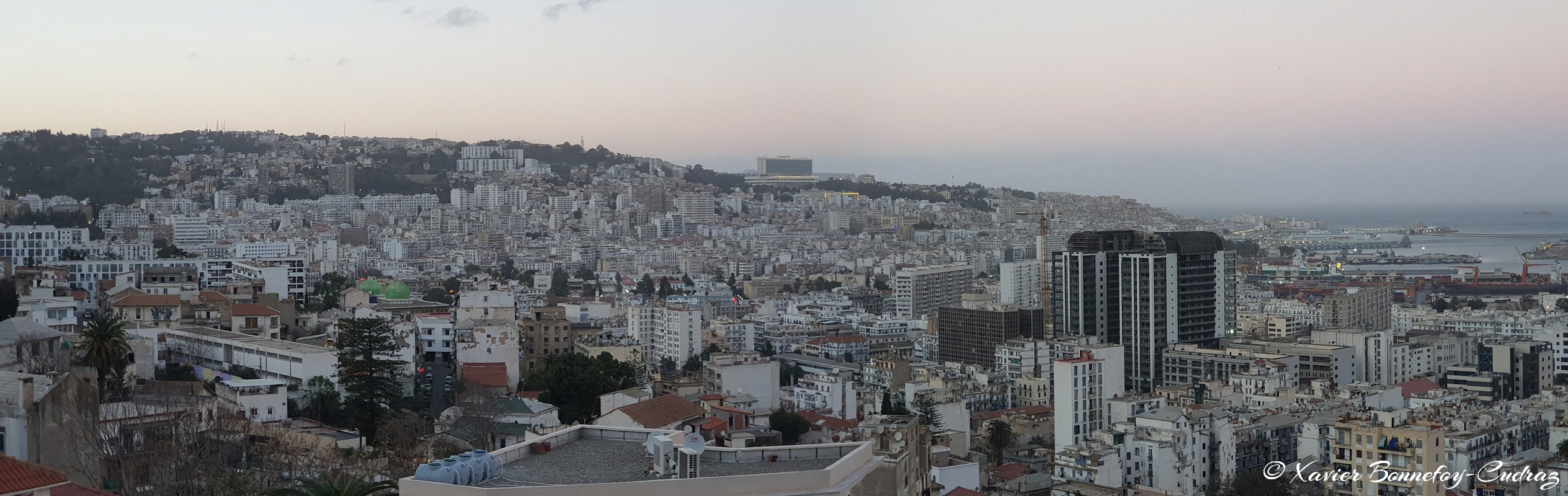 Alger - Ikram El Dhayf - panorama
Mots-clés: Alger Algérie Boulevard Des Martyrs DZA geo:lat=36.75033764 geo:lon=3.05831105 geotagged Mustapha DZ Sidi M'hamed Ikram El Dhayf panorama Mer