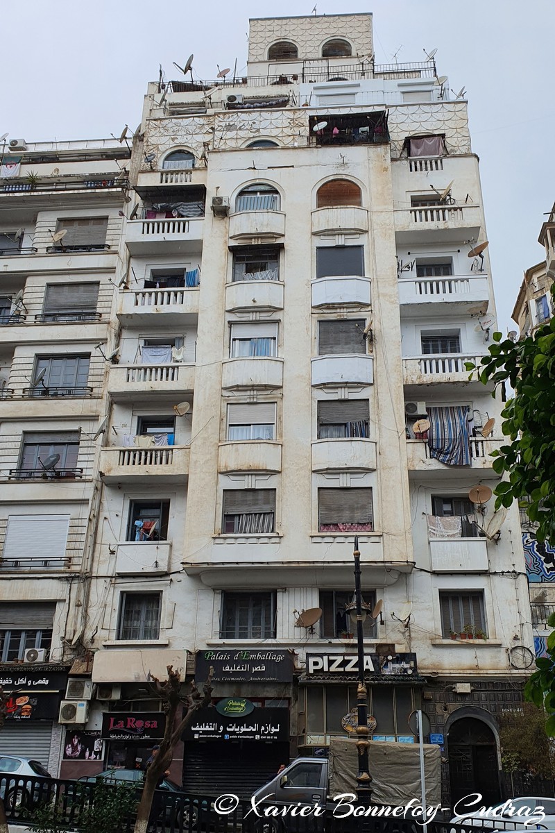 Alger Centre - Art Deco
Mots-clés: Alger Alger Bab El Oued Algérie DZA geo:lat=36.77247254 geo:lon=3.05562079 geotagged Plateau Saulière DZ Art Deco