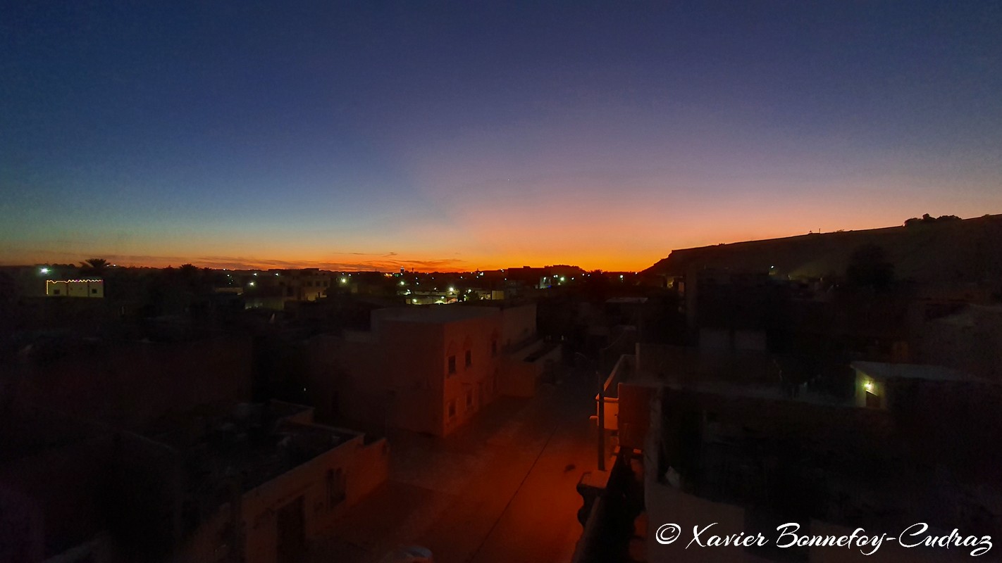 Tindouf by Night
Mots-clés: Algérie DZA geo:lat=27.67410776 geo:lon=-8.14323485 geotagged Tindouf Tindouf Mouggar Tinduf DZ Nuit