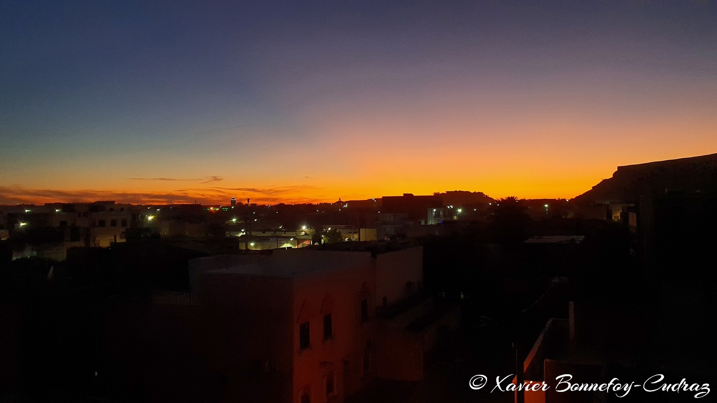 Tindouf by Night
Mots-clés: Algérie DZA geo:lat=27.67410776 geo:lon=-8.14323485 geotagged Tindouf Tindouf Mouggar Tinduf DZ Nuit