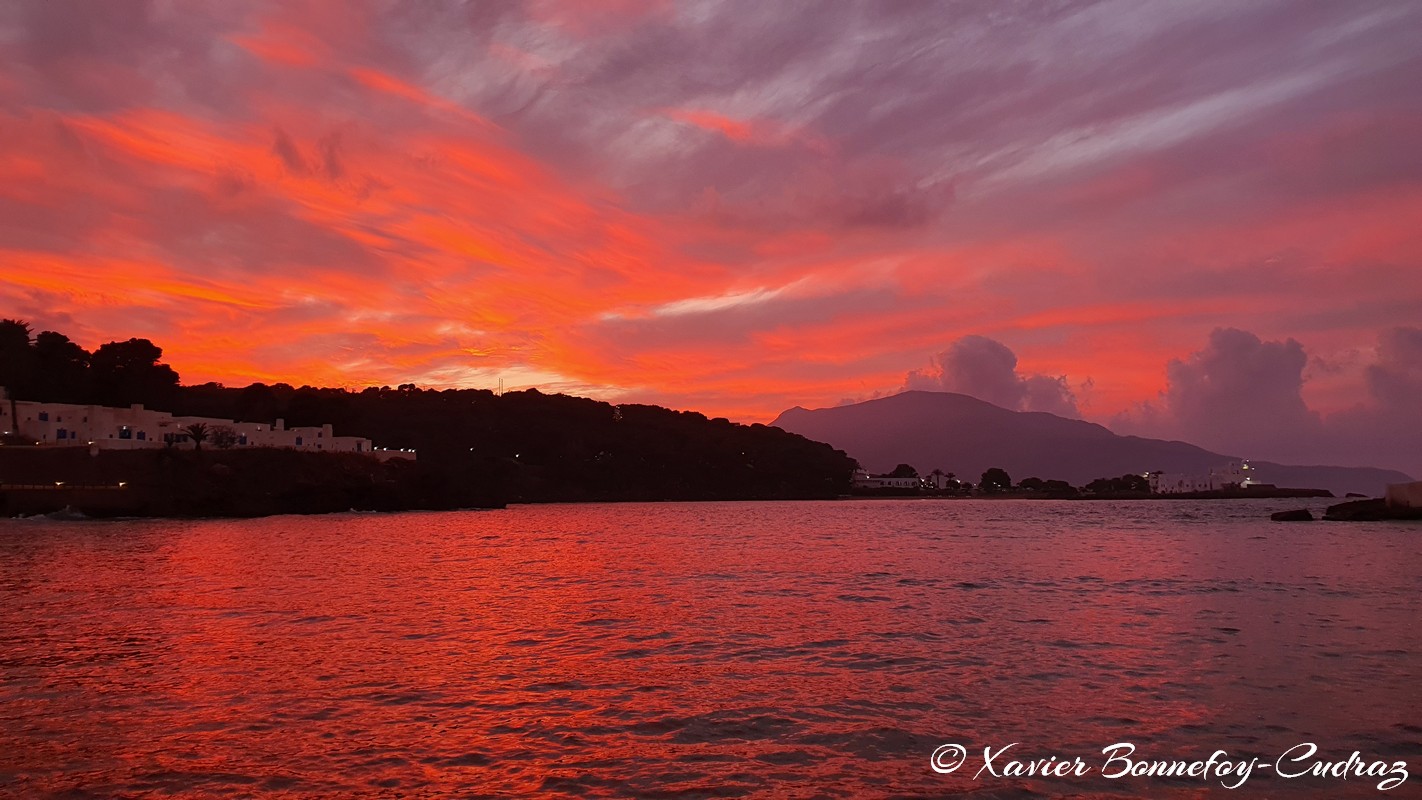 Tipaza - Coucher de Soleil
Mots-clés: Algérie Douar Hadid DZA geo:lat=36.59271007 geo:lon=2.47875541 geotagged Tipasa Tipaza DZ sunset Mer Complexe touristique CET