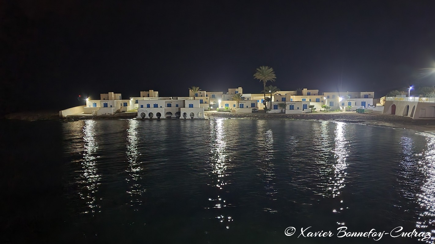 Tipaza by Night - Complexe touristique CET
Mots-clés: Algérie Cite Nouvelle DZA geo:lat=36.59197787 geo:lon=2.47821361 geotagged Tipasa Tipaza DZ Complexe touristique CET Nuit Mer