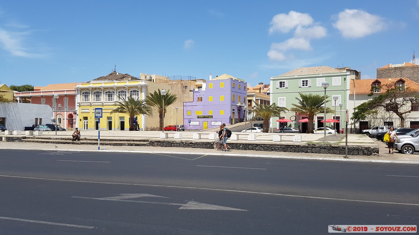 Sao Vicente - Mindelo - Praça D. Luis
Mots-clés: Sao Vicente Mindelo Praça D. Luis