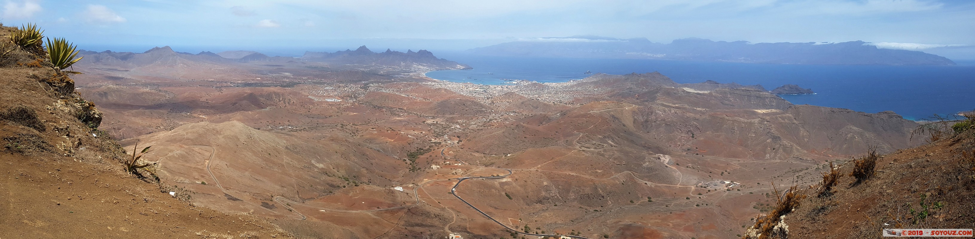 Sao Vicente - Monte Verde - Panorama de Mindelo
Mots-clés: Sao Vicente Monte Verde Montagne Mer Mindelo panorama