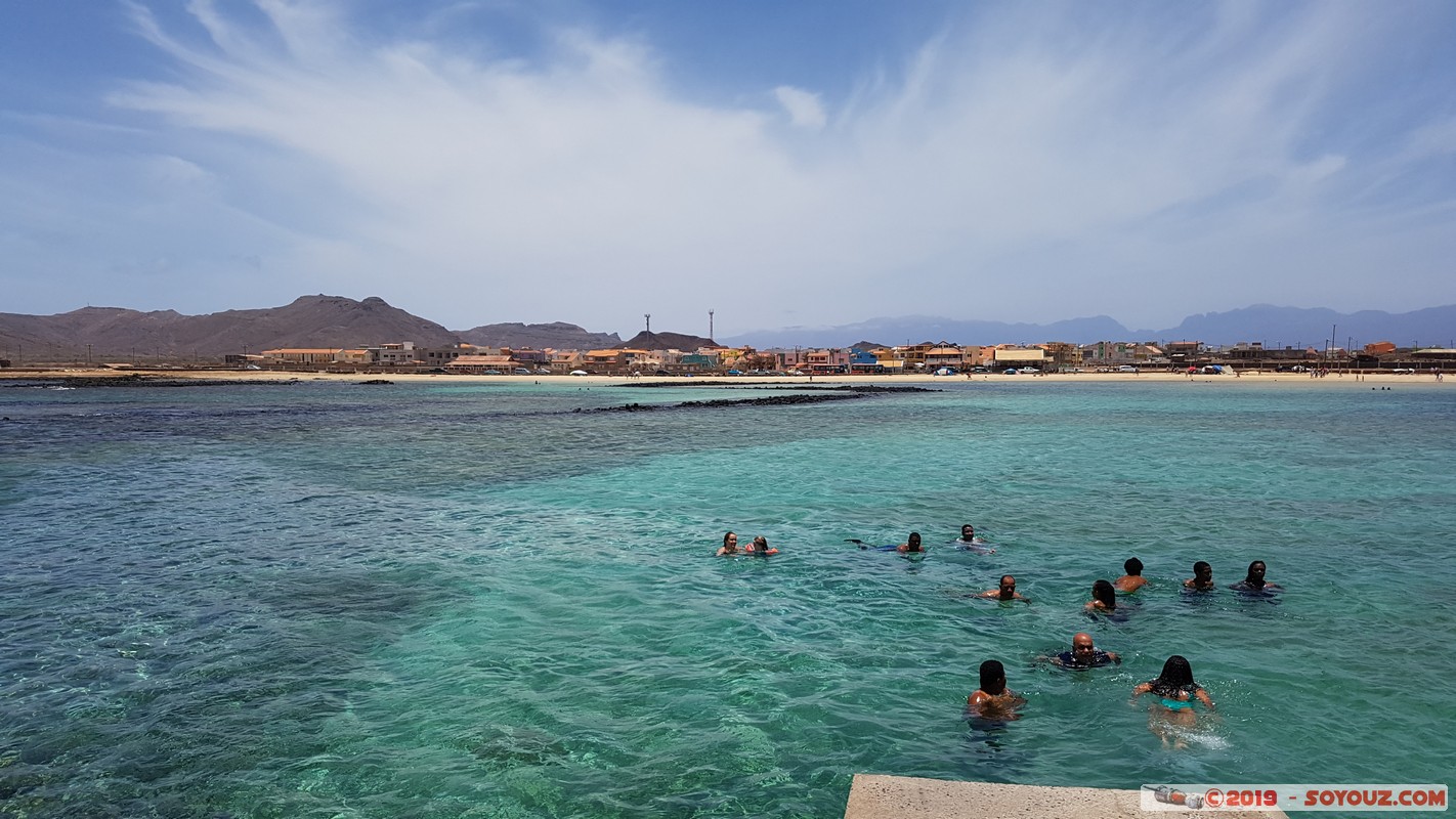 Sao Vicente - Baía das Gatas
Mots-clés: Sao Vicente Baía das Gatas Mer personnes