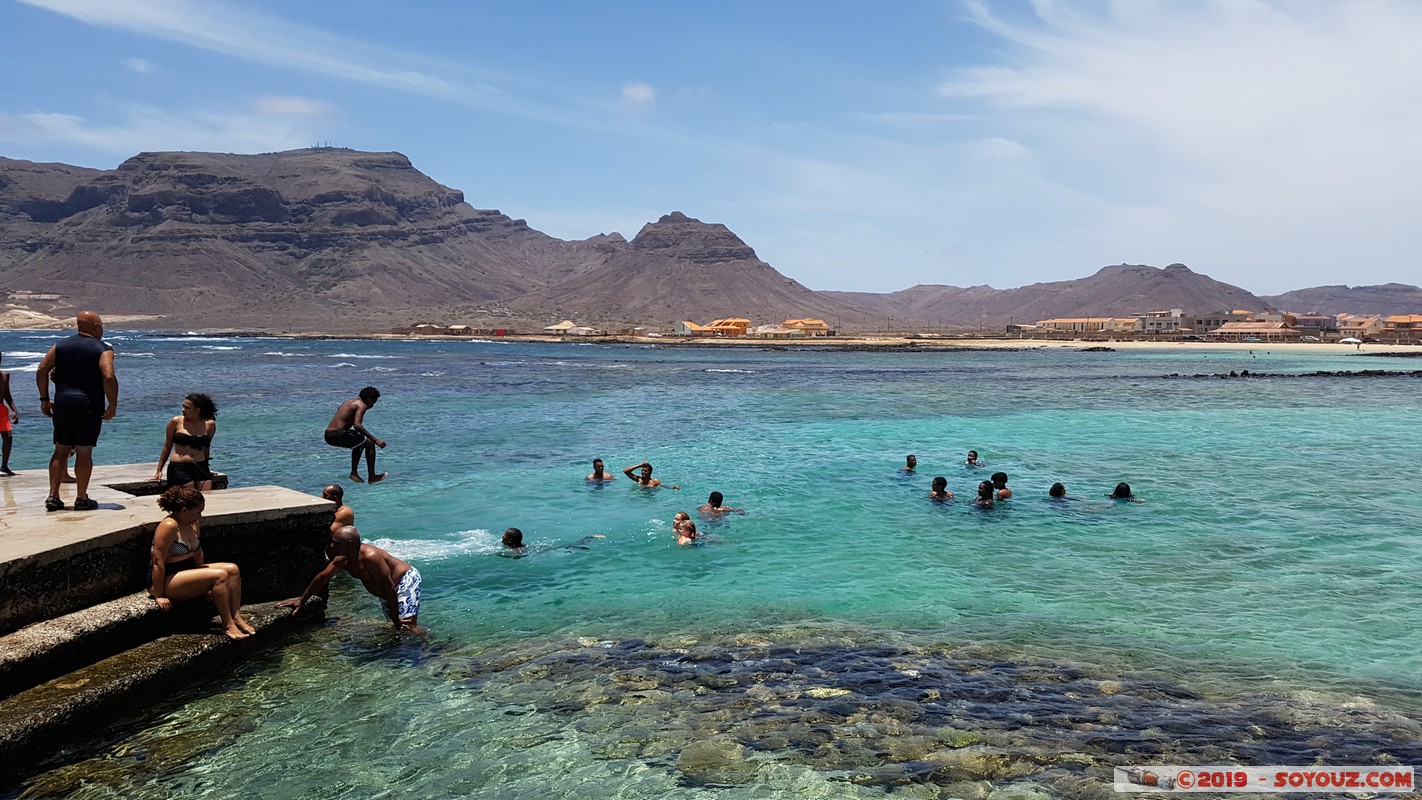 Sao Vicente - Baía das Gatas
Mots-clés: Sao Vicente Baía das Gatas Mer personnes